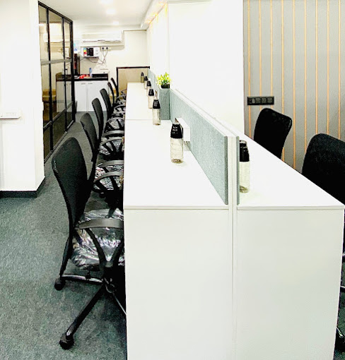 Coworking Space in Kandivali BI325 BI325